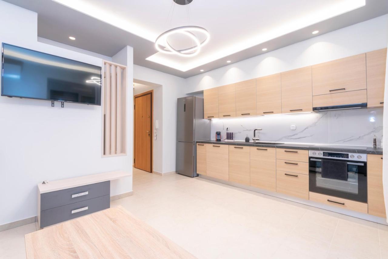 Sithoniars Luxury Ground Floor Apartment With Private Garden Неос-Мармарас Екстер'єр фото