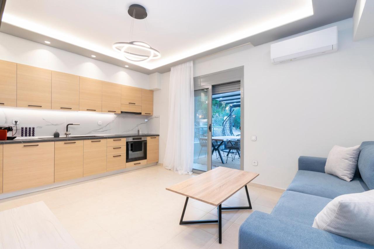 Sithoniars Luxury Ground Floor Apartment With Private Garden Неос-Мармарас Екстер'єр фото