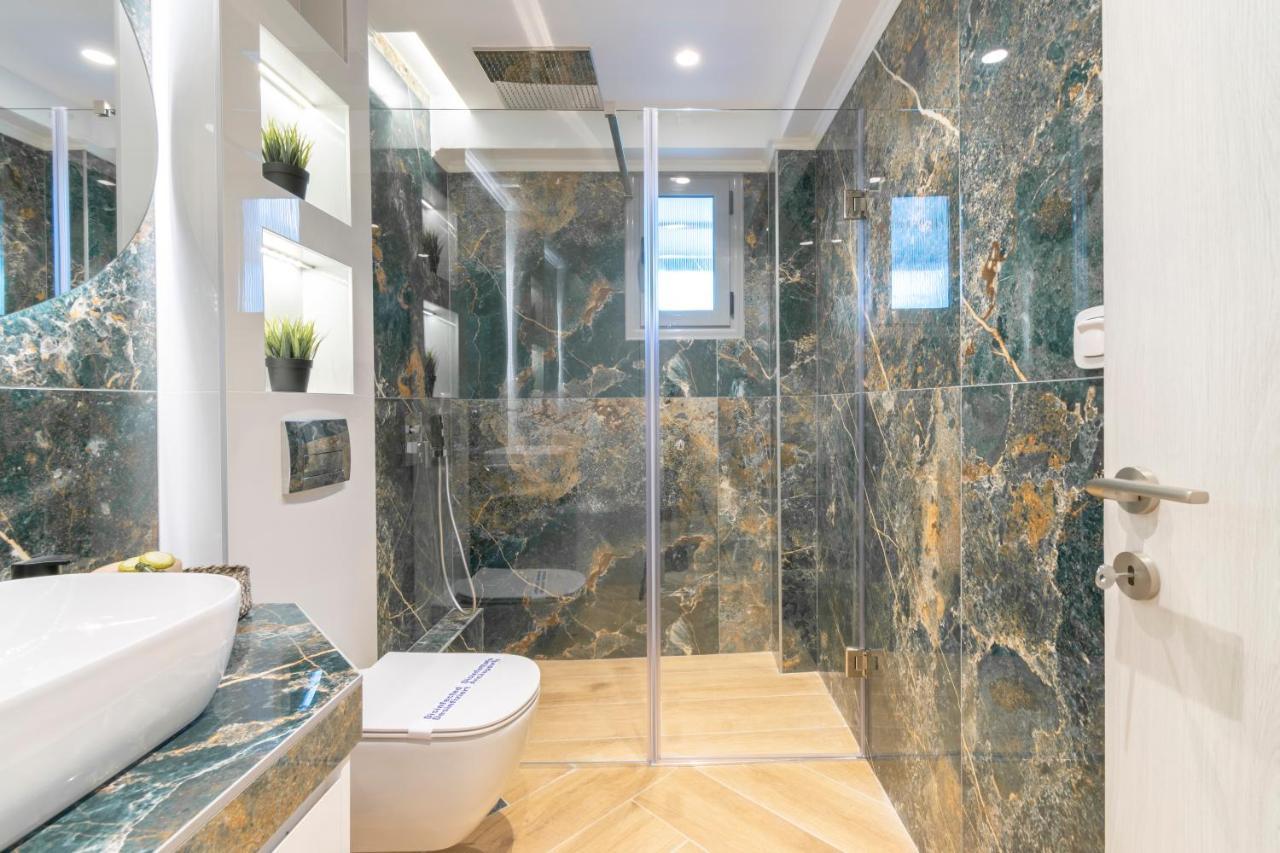 Sithoniars Luxury Ground Floor Apartment With Private Garden Неос-Мармарас Екстер'єр фото