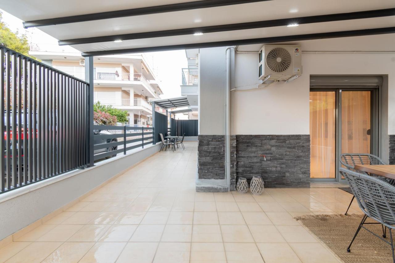 Sithoniars Luxury Ground Floor Apartment With Private Garden Неос-Мармарас Екстер'єр фото