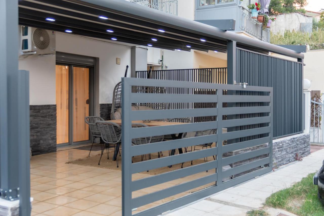 Sithoniars Luxury Ground Floor Apartment With Private Garden Неос-Мармарас Екстер'єр фото