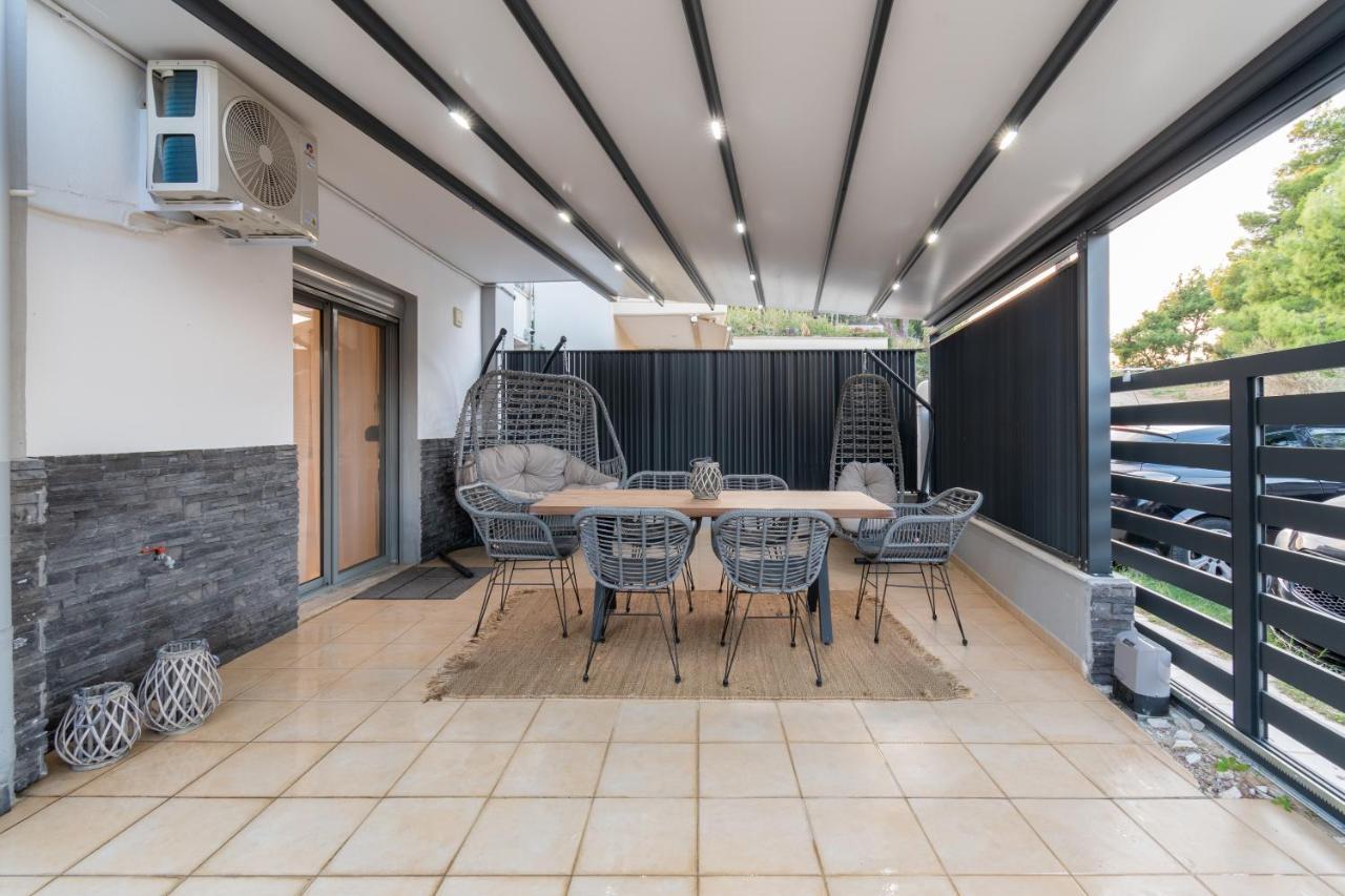 Sithoniars Luxury Ground Floor Apartment With Private Garden Неос-Мармарас Екстер'єр фото
